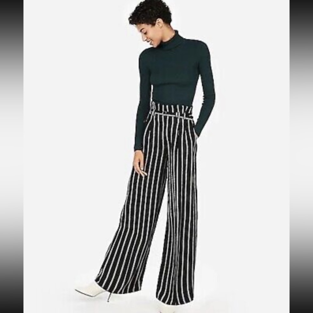 High Waisted Striped Belted Wide Leg Pant size 6 Express Bootcut trousers